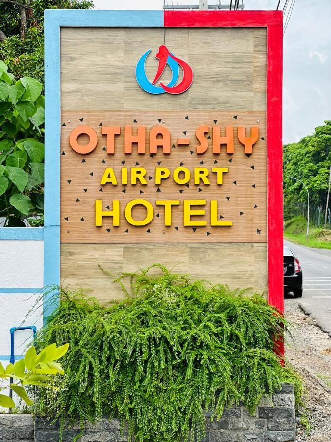 Otha Shy Airport Transit Hotel Katunayaka Bagian luar foto
