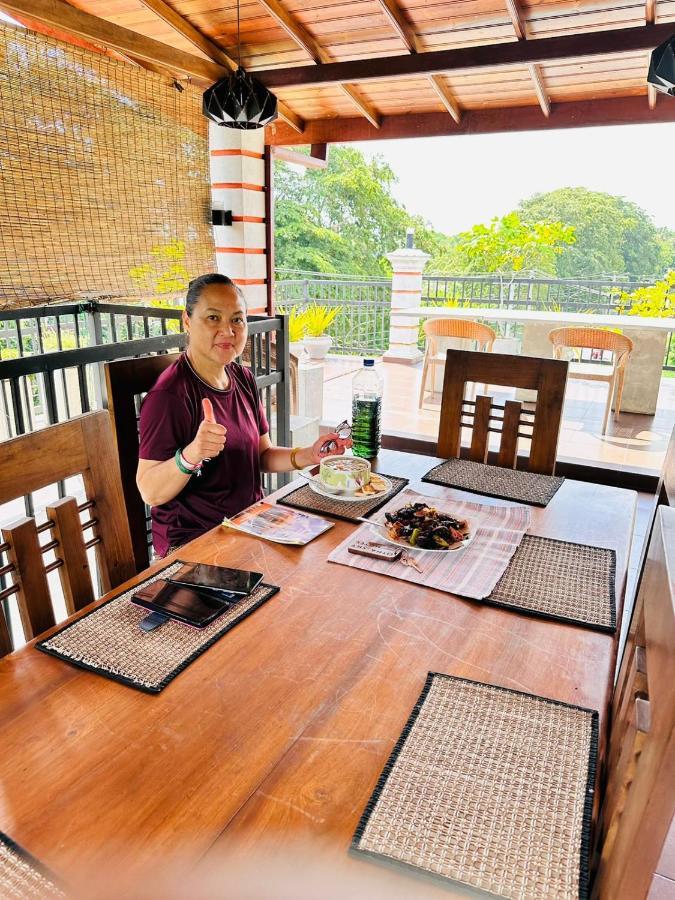 Otha Shy Airport Transit Hotel Katunayaka Bagian luar foto