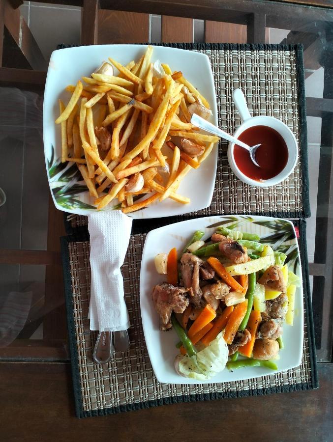 Otha Shy Airport Transit Hotel Katunayaka Bagian luar foto